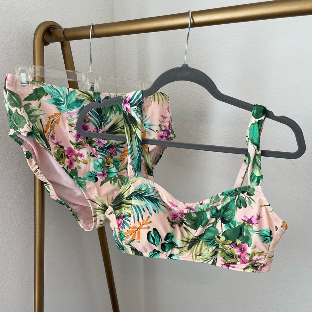 Kona Sol Tropical Bikini Swimsuit Set